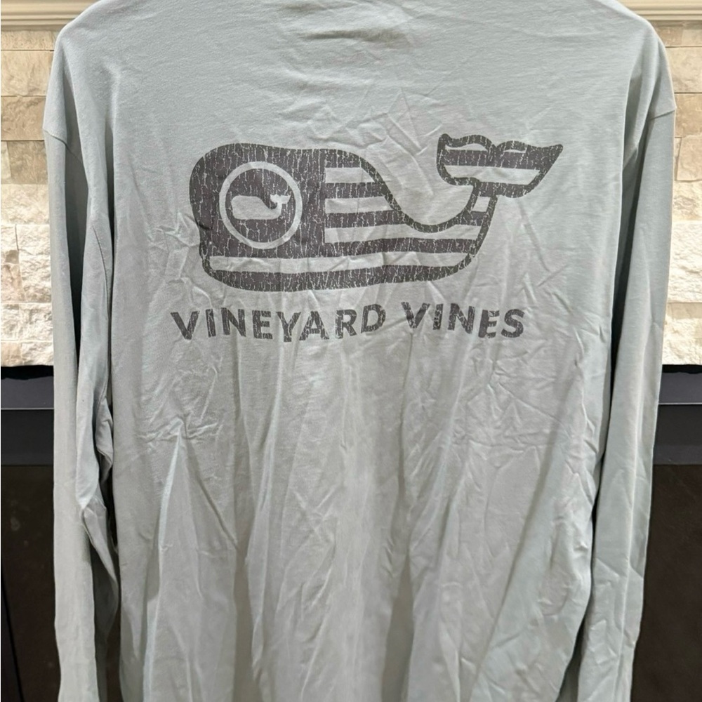 Vineyard Vines Men's Long Sleeve Shirt in Light Gray